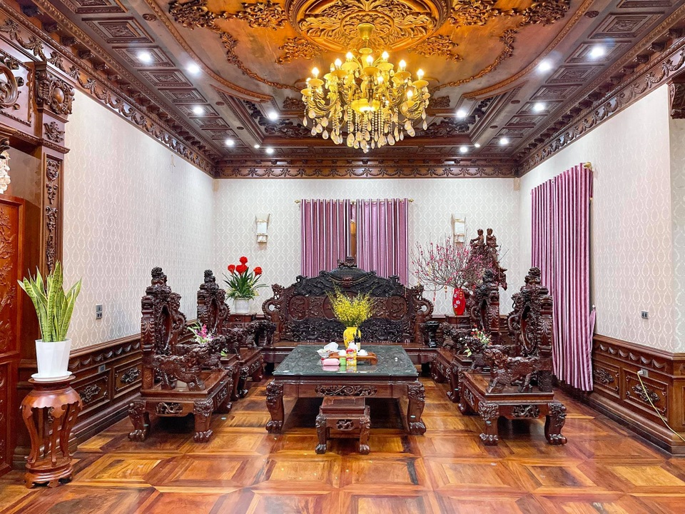 Choáng ngợp biệt thự siêu sang, nội thất dát toàn gỗ quý ở Bắc Ninh - 4 Choáng ngợp biệt thự siêu sang, nội thất dát toàn gỗ quý ở Bắc Ninh - 4