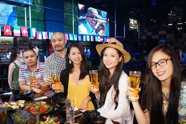 Ngắm dàn người đẹp Hoa hậu biển Việt Nam trải nghiệm city tour ở Hà Nội