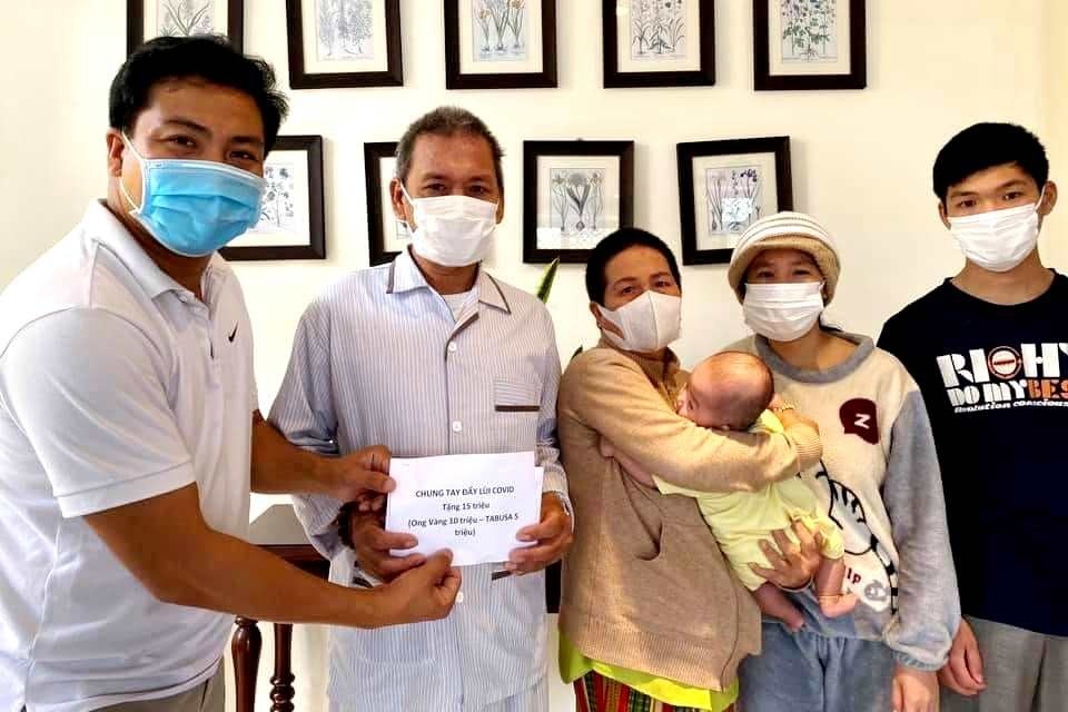 Ấm áp nghĩa tình của người dân Hội An với người ở khu cách ly - 1 Ấm áp nghĩa tình của người dân Hội An với người ở khu cách ly - 1