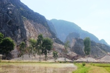 Thanh Hóa: Hàng trăm hộ dân khốn khổ vì bụi đá