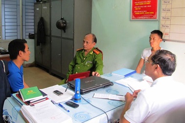 Đại tá Công an dùng tình cảm khuất phục tên cướp nguy hiểm