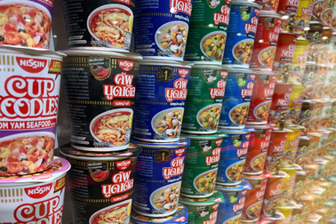 Người dân thế giới ngày càng chuộng mỳ ăn liền