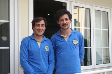 “Gap Year” đáng nhớ của hai chàng trai Pháp