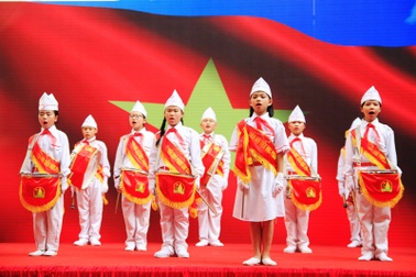 Thầy trò trường tiểu học Phan Chu Trinh nô nức kỉ niệm 70 năm ngày thành lập