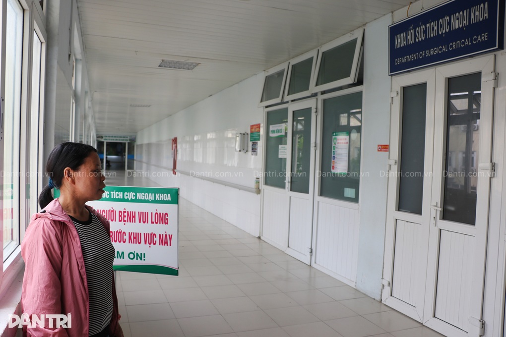 Người phụ nữ bị bò húc, chồng hờ xin đưa về vì không tiền chữa trị - 3 Người phụ nữ bị bò húc, chồng hờ xin đưa về vì không tiền chữa trị - 3