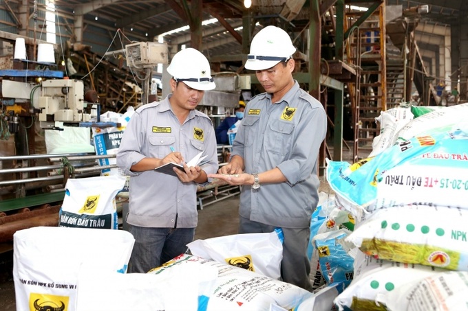 Người tiêu dùng, mà đặc biệt là bà con nông dân, khi sử dụng những sản phẩm mang thương hiệu Đầu Trâu của Bình Điền có thể hoàn toàn yên tâm trong việc lựa chọn và sử dụng.