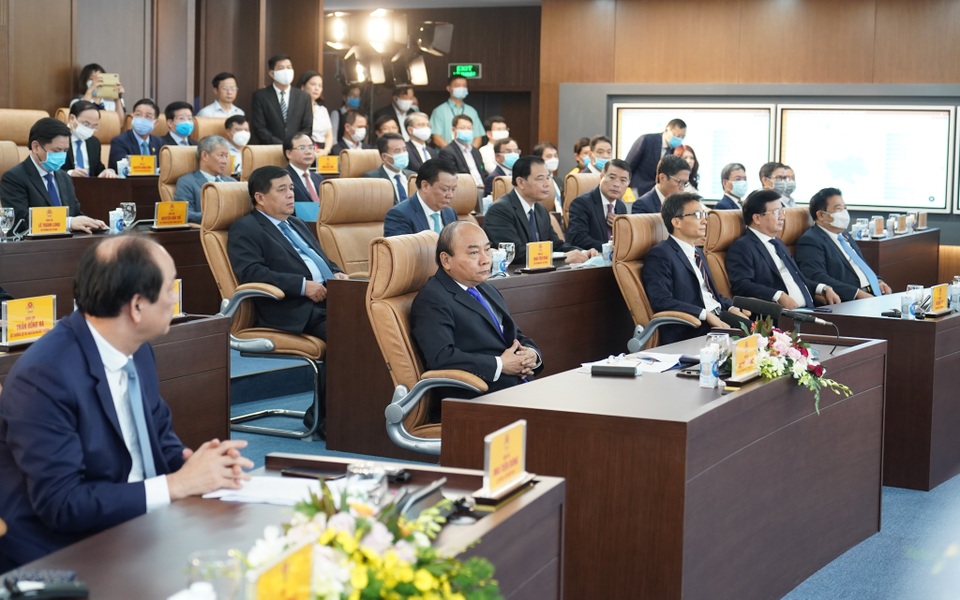 Thủ tướng bấm nút khai trương hệ thống thông tin báo cáo quốc gia - 1 Thủ tướng bấm nút khai trương hệ thống thông tin báo cáo quốc gia - 1