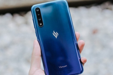 Lộ diện smartphone cao cấp Vsmart với camera dưới màn hình