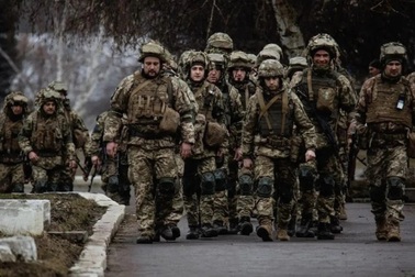 Sai lầm khiến loạt lữ đoàn Ukraine "chưa đánh đã tan" ở chảo lửa Donetsk