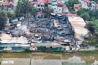 Xưởng bao bì vừa cháy rụi ở Vĩnh Phúc đang bị tạm đình chỉ