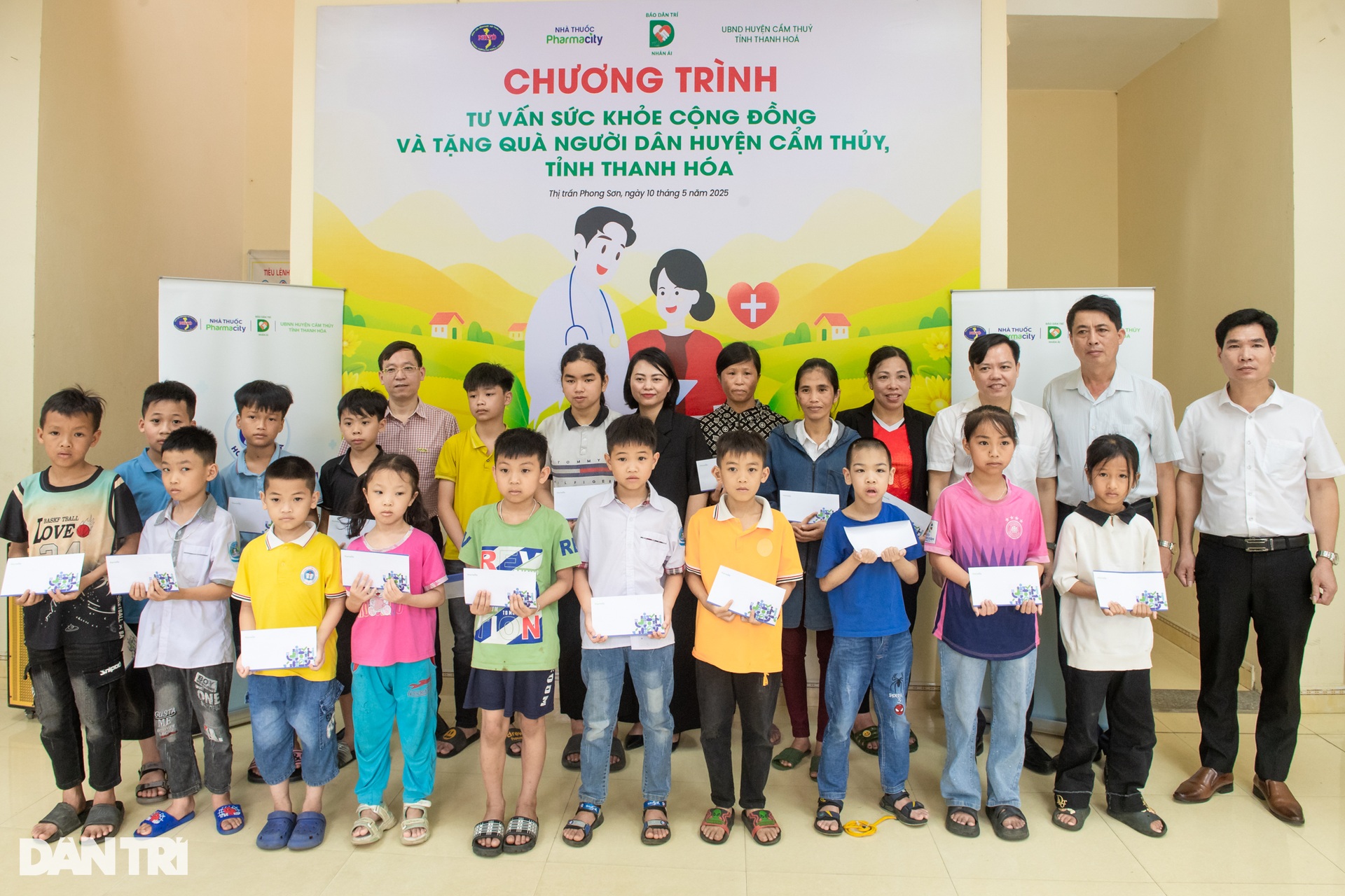 Mong hoạt động tư vấn sức khỏe của báo Dân trí sẽ được nhân rộng - 1 Mong hoạt động tư vấn sức khỏe của báo Dân trí sẽ được nhân rộng - 1