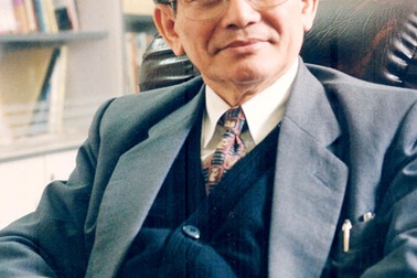 Giáo sư Phan Huy Lê: Trở thành sử gia một cách… bất đắc dĩ