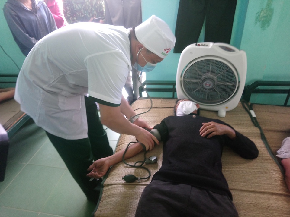 Tàu cá nghi bị tàu chở hàng đâm chìm trong đêm - 2 Tàu cá nghi bị tàu chở hàng đâm chìm trong đêm - 2