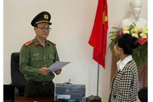 Khởi tố 3 bị can vận chuyển tiền trái phép qua biên giới