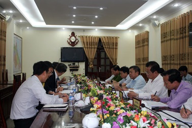 Vụ sập giàn giáo: Phải hỗ trợ tích cực hơn nữa cho người bị nạn