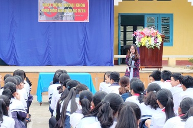 Nữ sinh Báo chí và nỗ lực phòng chống xâm hại tình dục trẻ em