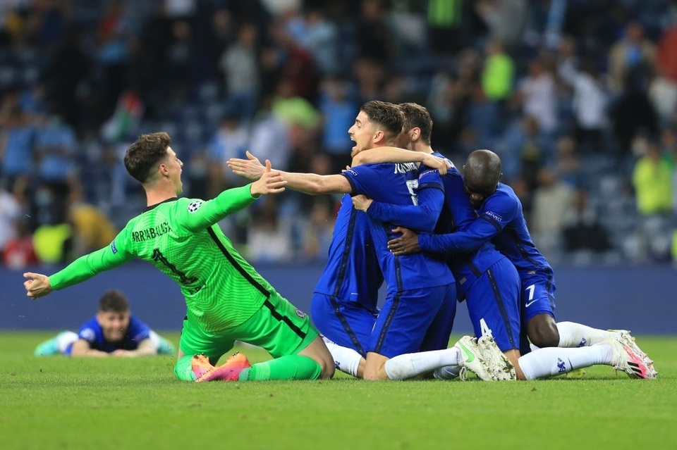 Những khoảnh khắc Chelsea hạ gục Man City tại chung kết Champions League - 17 Những khoảnh khắc Chelsea hạ gục Man City tại chung kết Champions League - 17