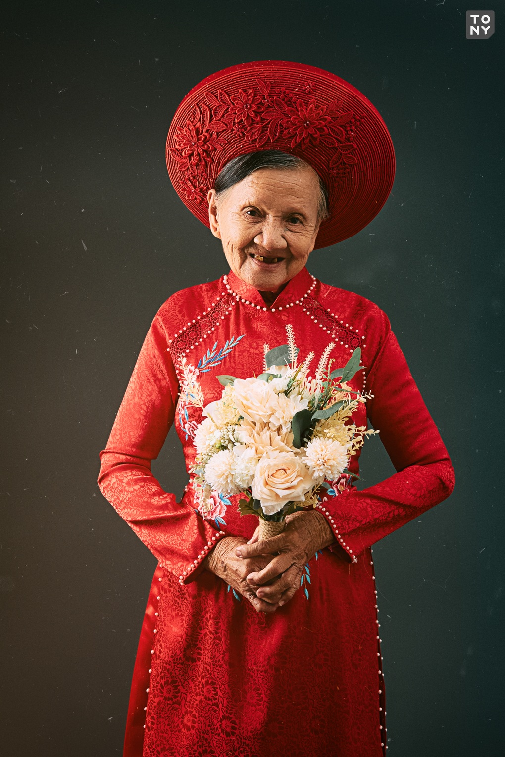 Chuyện ấm lòng của chàng trai Sài Gòn chụp 500 bộ ảnh tặng... người lạ - 8 Chuyện ấm lòng của chàng trai Sài Gòn chụp 500 bộ ảnh tặng... người lạ - 8