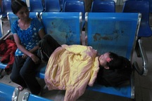 Thương người mẹ không có nổi 10 triệu đồng nhập viện cho con 