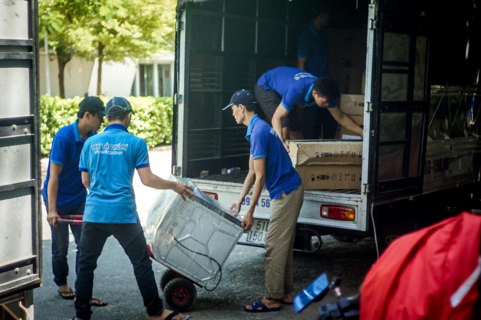 Dịch vụ chuyển nhà trọn gói TPHCM tại Phú Mỹ Express – giá rẻ mà chất lượng không rẻ - 2 Dịch vụ chuyển nhà trọn gói TPHCM tại Phú Mỹ Express – giá rẻ mà chất lượng không rẻ - 2