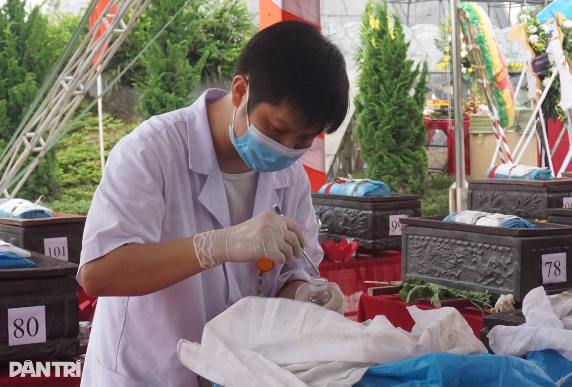 Lấy mẫu xét nghiệm ADN tìm danh tính 103 liệt sĩ quy tập từ Lào - 3