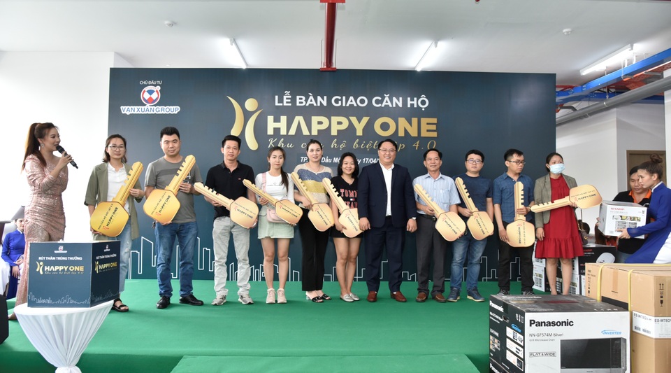 Vạn Xuân Group vượt tiến độ bàn giao căn hộ Happy One - Phú Hòa - 2 Vạn Xuân Group vượt tiến độ bàn giao căn hộ Happy One - Phú Hòa - 2