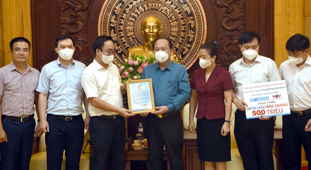 Nhóm thiện nguyện Hạt giống tâm hồn hỗ trợ Bắc Giang và Bắc Ninh - 1 Nhóm thiện nguyện Hạt giống tâm hồn hỗ trợ Bắc Giang và Bắc Ninh - 1