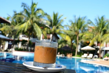 Cà phê sữa đá Việt Nam được chọn là thức uống đặc biệt nhất thế giới