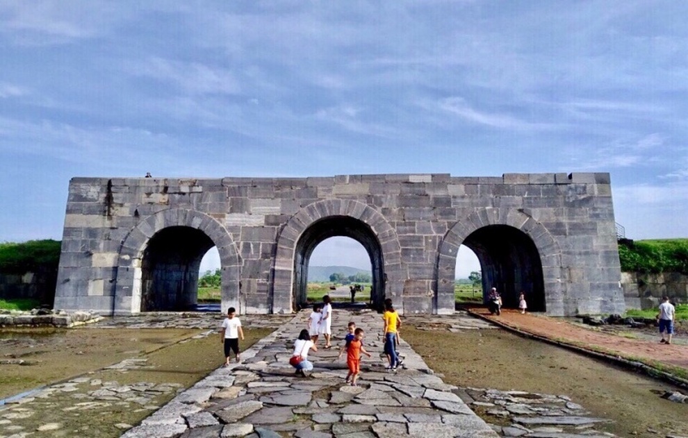 Đầu tư hơn 700 tỷ đồng tu sửa thành nội di sản thế giới Thành nhà Hồ - 1