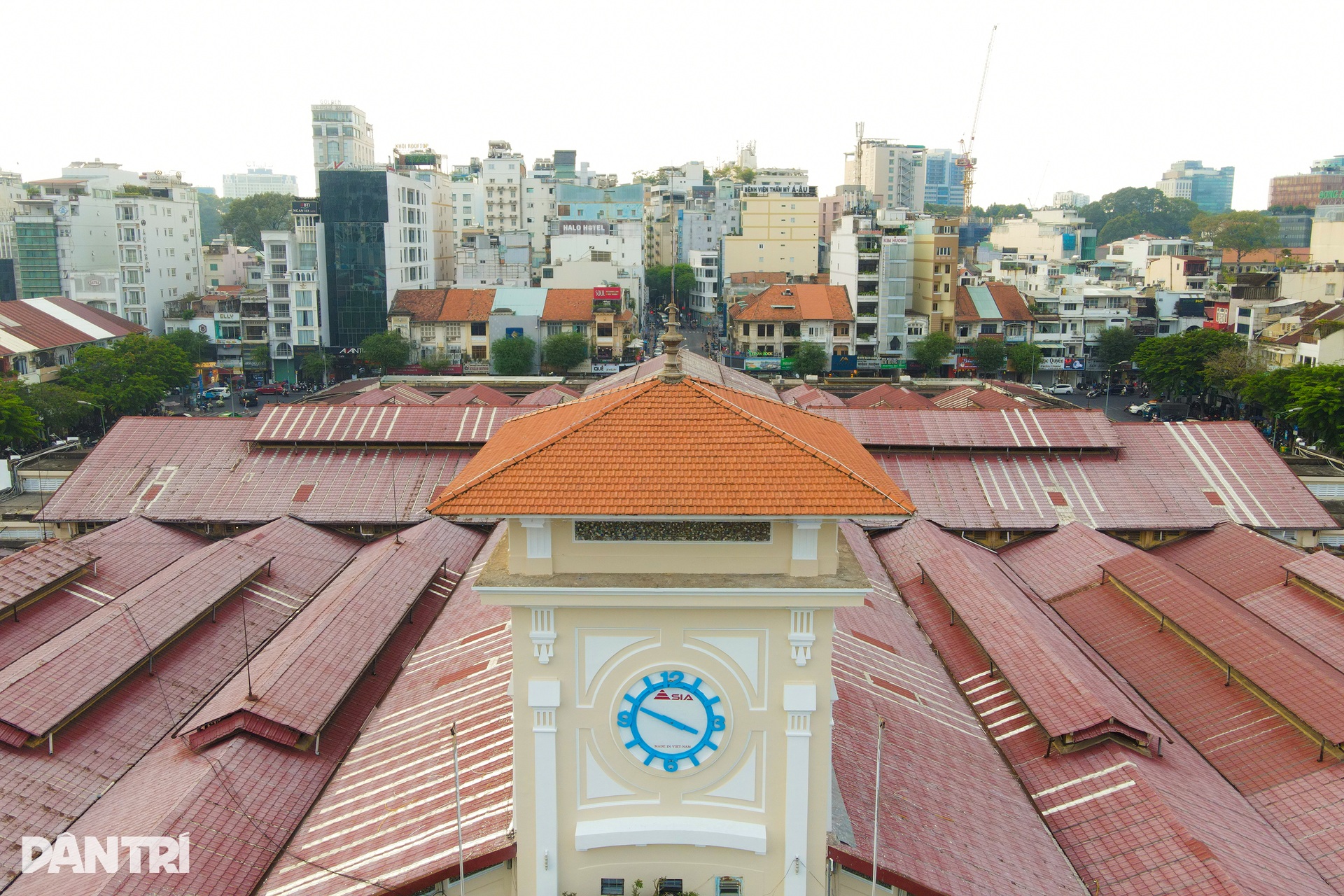 Chợ Bến Thành thay áo mới, trở thành điểm check-in thu hút khách ở TPHCM - 6 Chợ Bến Thành thay áo mới, trở thành điểm check-in thu hút khách ở TPHCM - 6