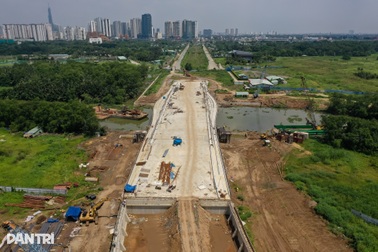 Tuyến đường kết nối khu Đông TPHCM thành hình sau 8 tháng thi công