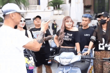 Hậu trường chiến sĩ công an hóa "quái xế" náo loạn hồ Gươm