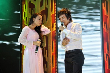 Đan Trường, Cẩm Ly, Đàm Vĩnh Hưng, Hồ Ngọc Hà “hội ngộ” cùng nhau đón Tết