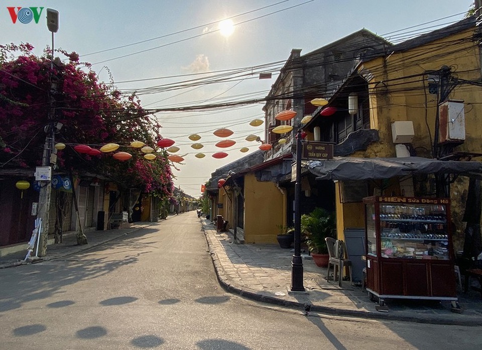Phố cổ Hội An vẫn đẹp nao lòng trong những ngày cùng cả nước chống dịch - 15 Phố cổ Hội An vẫn đẹp nao lòng trong những ngày cùng cả nước chống dịch - 15