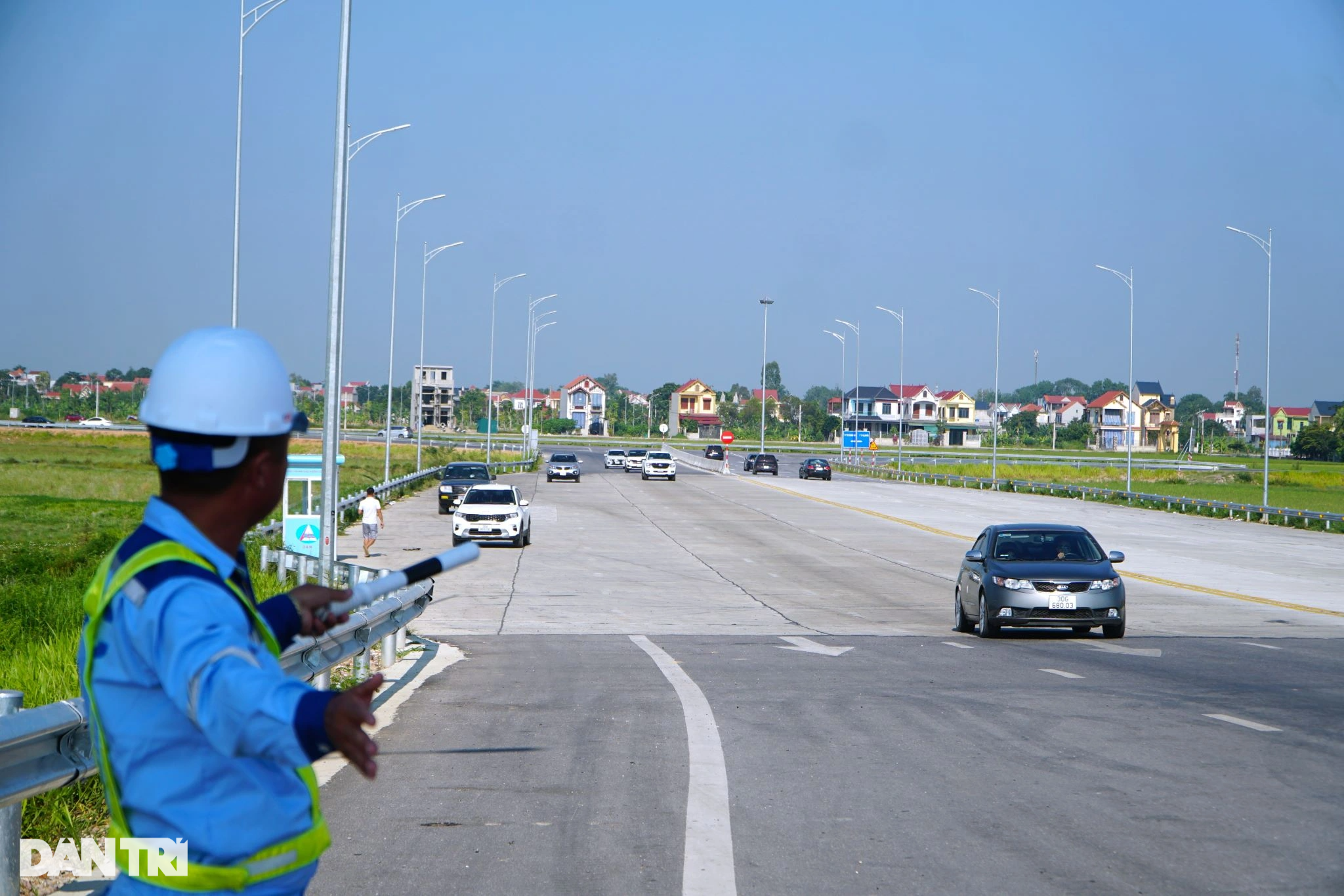 Thông xe cao tốc nối Thanh Hóa - Nghệ An, không ít người nhầm lối ra - 4