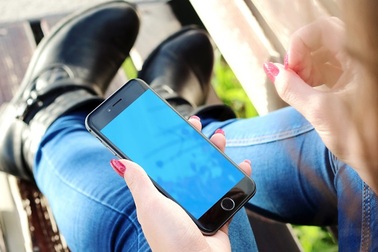 Làm thế nào giải quyết vấn đề thiếu bộ nhớ trên iPhone 16GB?