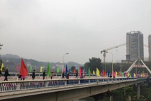 Hơn 40.000 lượt người xuất nhập cảnh qua cửa khẩu Lào Cai trong gần 1 tháng