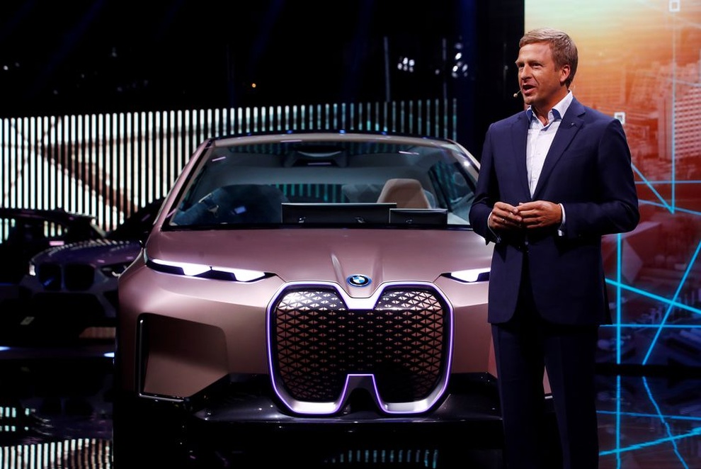 BMW thừa sức làm xe điện, nhưng chưa muốn bỏ động cơ đốt trong - 1 BMW thừa sức làm xe điện, nhưng chưa muốn bỏ động cơ đốt trong - 1