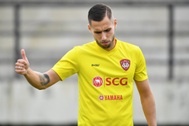 Tân HLV Muangthong United chưa tính chuyện sẽ thay Đặng Văn Lâm