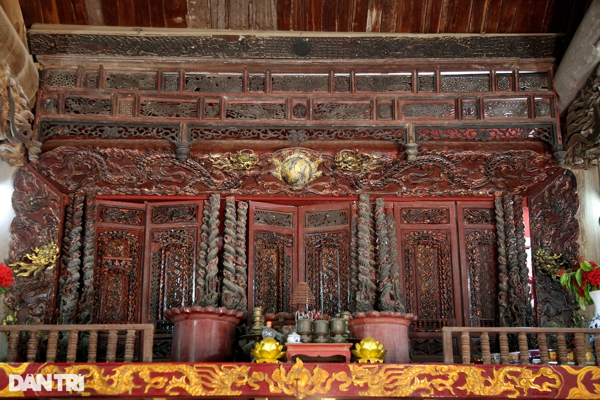 Vũ điệu rồng bên trong ngôi đình cổ ở Hà Nội - 14 Vũ điệu rồng bên trong ngôi đình cổ ở Hà Nội - 14