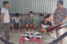 Ngồi ở Vĩnh Long "đá gà" với nhà cái ở Campuchia