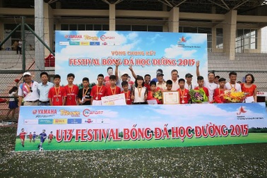 Ngọc Lâm vô địch giải bóng đá học đường 2015