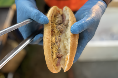 Khách sợ đồ ăn bẩn, Ban Kiểm soát ATTP lễ hội bánh mì ở TPHCM nói gì?