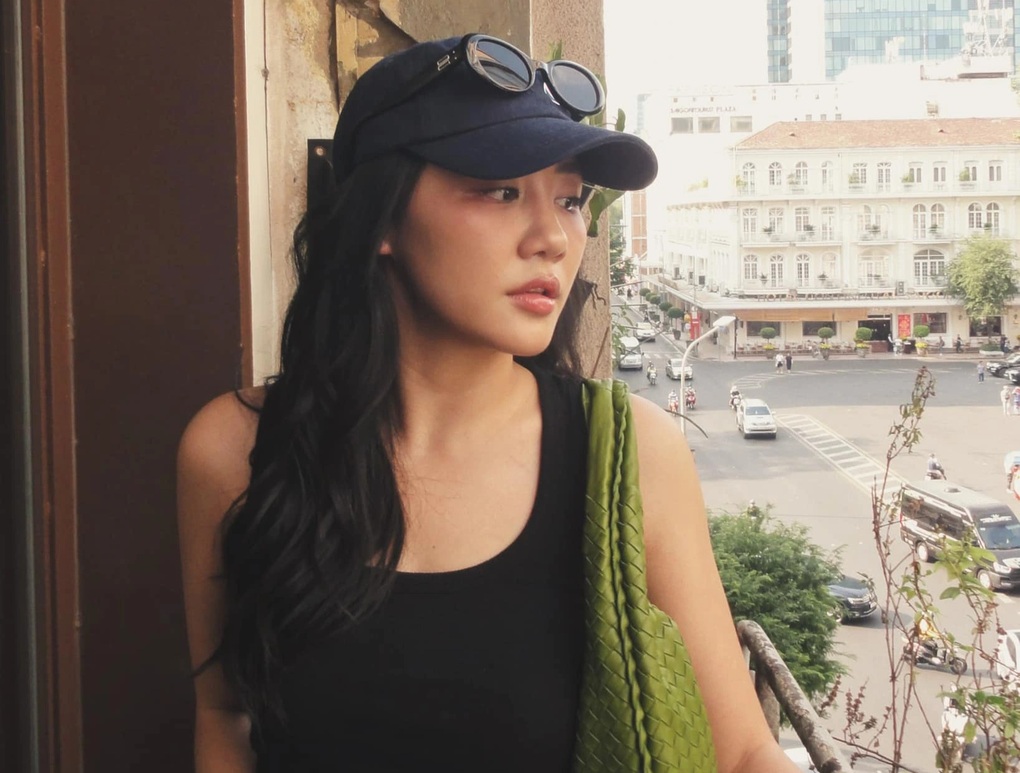 Nghệ sĩ Việt từng là nạn nhân bị quay lén: Văn Mai Hương, Amee suy sụp - 3 Nghệ sĩ Việt từng là nạn nhân bị quay lén: Văn Mai Hương, Amee suy sụp - 3
