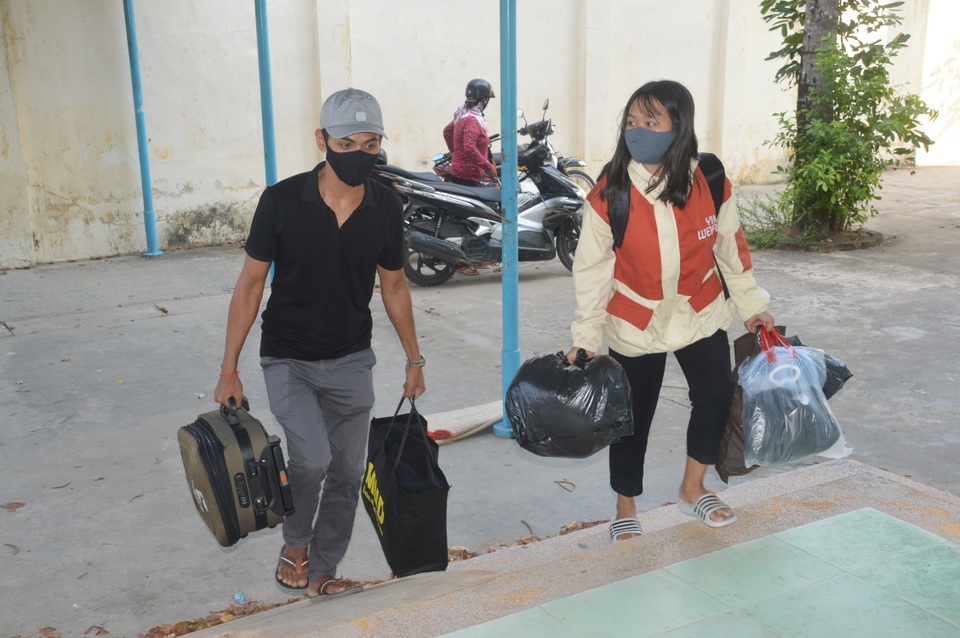 Khẩn trương dọn dẹp nội trú, vệ sinh trường lớp đón học sinh - 3 Khẩn trương dọn dẹp nội trú, vệ sinh trường lớp đón học sinh - 3
