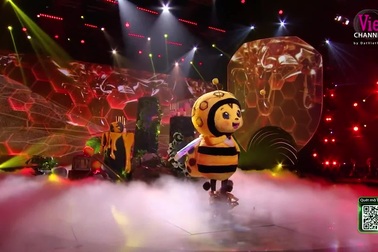 Ong Bây Bi hát hit của Miu Lê khiến Trấn Thành, Tóc Tiên thảng thốt