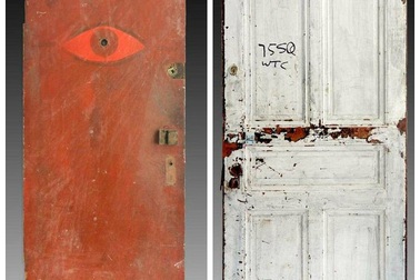 Kỳ lạ buổi đấu giá của những... cánh cửa đắt nhất thế giới