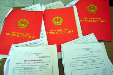 Bạn đọc Dân trí “bắt mạch” nỗi gian truân khi làm sổ đỏ