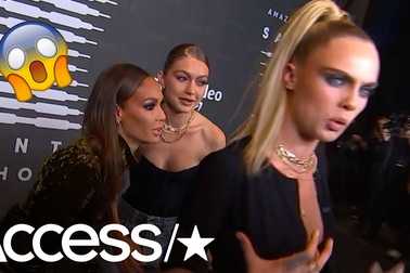 Gigi Hadid và Joan Smalls trêu chọc Cara Delevingne