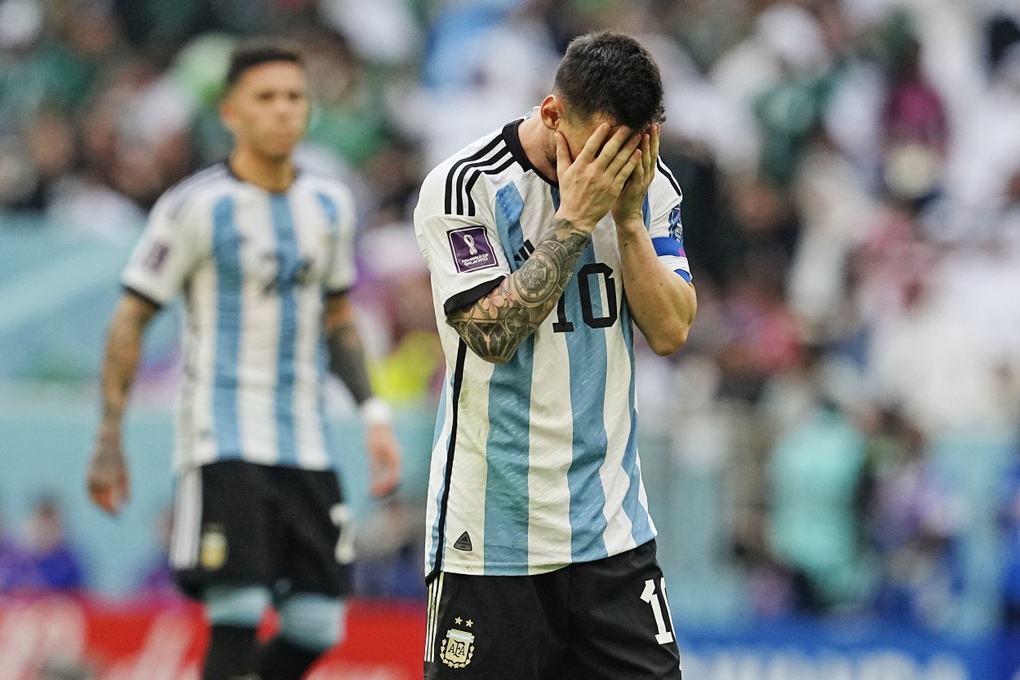 Phản ứng của Messi sau khi đội tuyển Argentina thua sốc - 3 Phản ứng của Messi sau khi đội tuyển Argentina thua sốc - 3